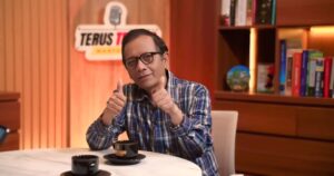 Usai Mengganti Lima Mentri Kabinet, Mahfud MD Beri Apresiasi dan Dua Jempol Untuk Presiden Prabowo