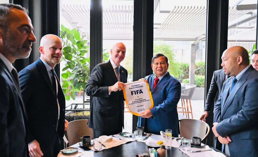 Presiden Prabowo Terima Kunjungan Presiden FIFA