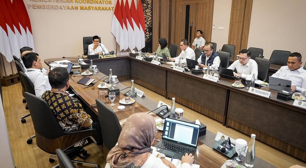Menko PM Pimpin Rapat Tingkat Menteri Bahas Transformasi Ketenagakerjaan dan Program Pemagangan