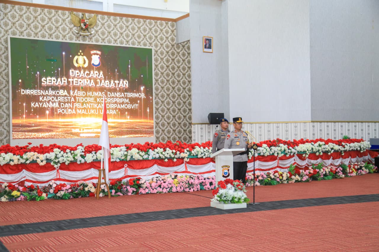 Kapolda Pimpin Serah Terima Jabatan dan Pelantikan Sejumlah Pejabat Utama Polda Malut