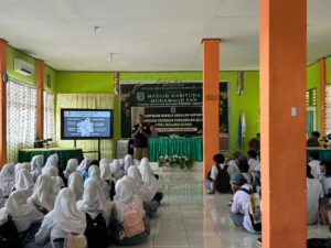 Densus 88 Sosialisasi Bahaya Radikalisme di SMA Islam Ternate, Waspadai Modus Game Online
